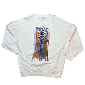 NWT Wakanda Crewneck -Large